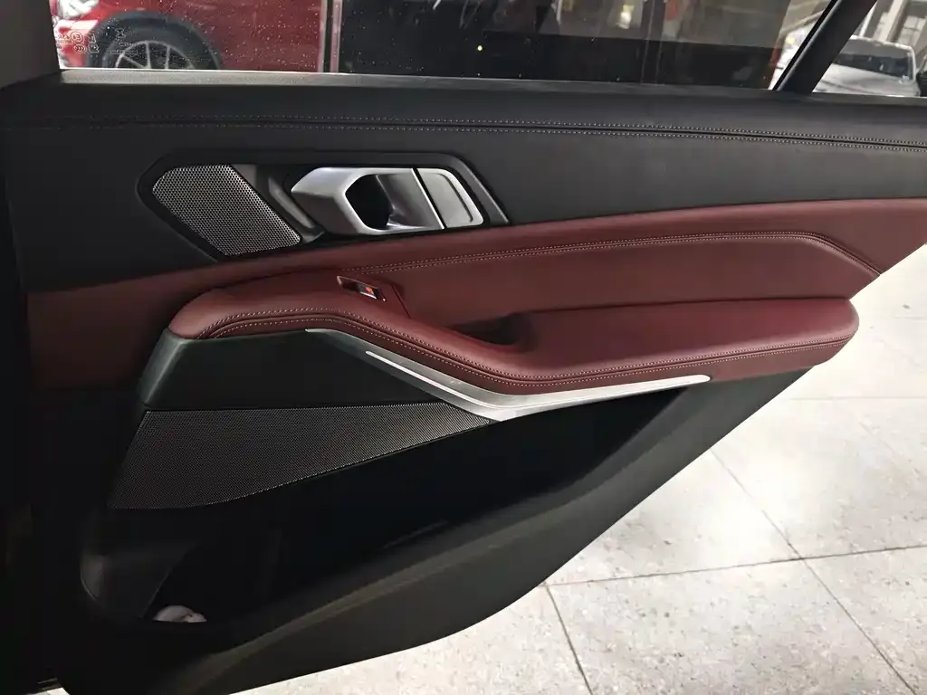 BMW X5 2024 из CN, фото 8