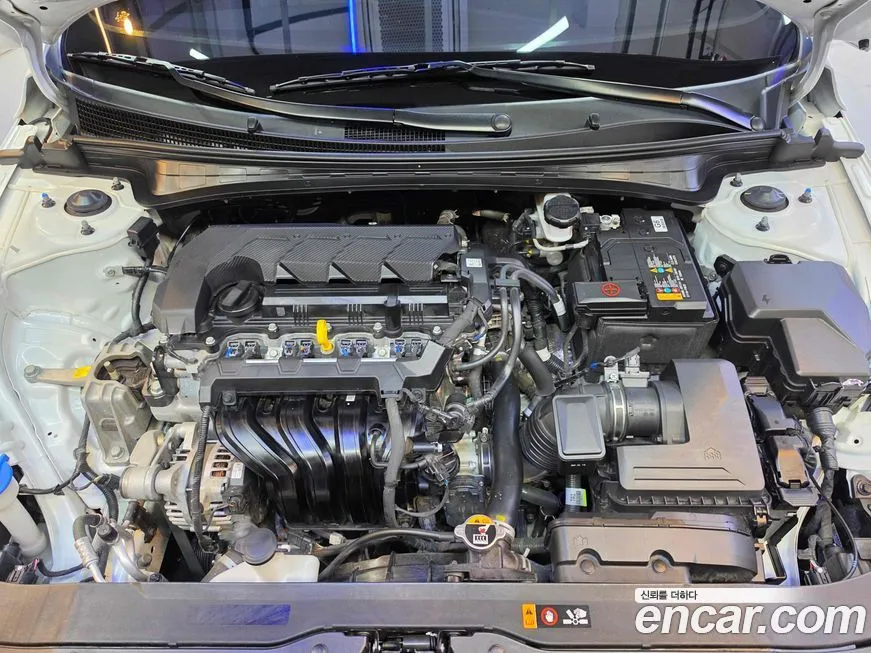 Hyundai AVANTE — фото 10