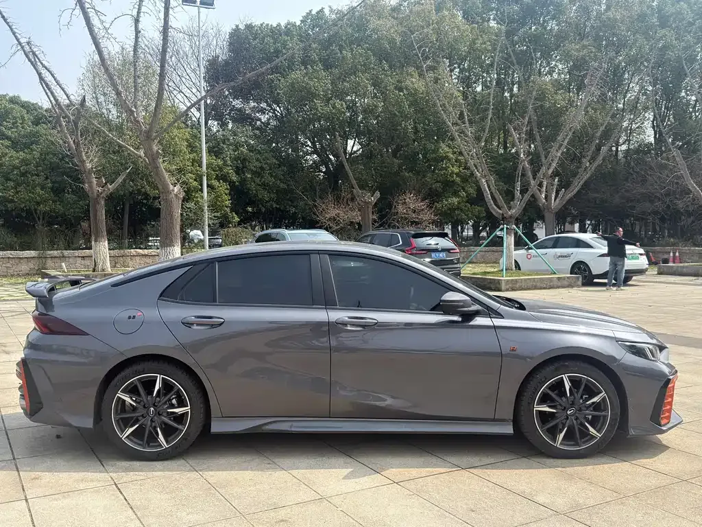 GAC Motor Shadow Leopard — фото 6