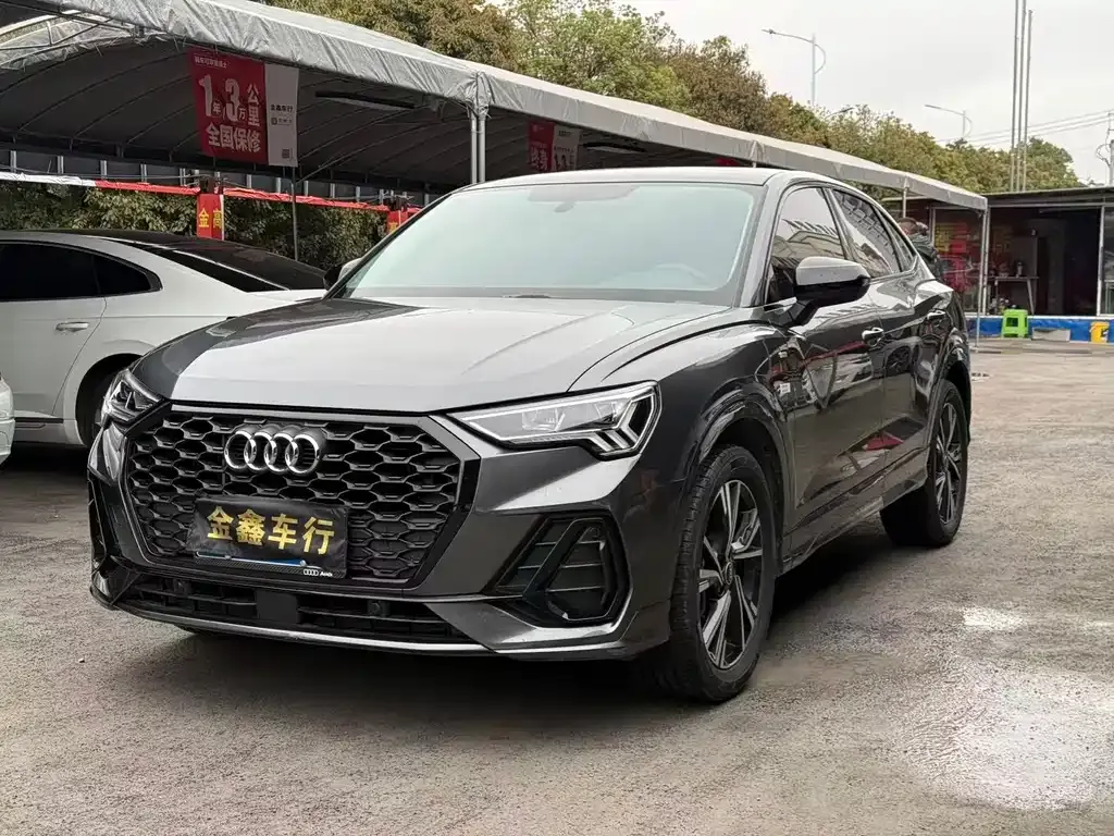 Audi Q3 Sportback — фото 1