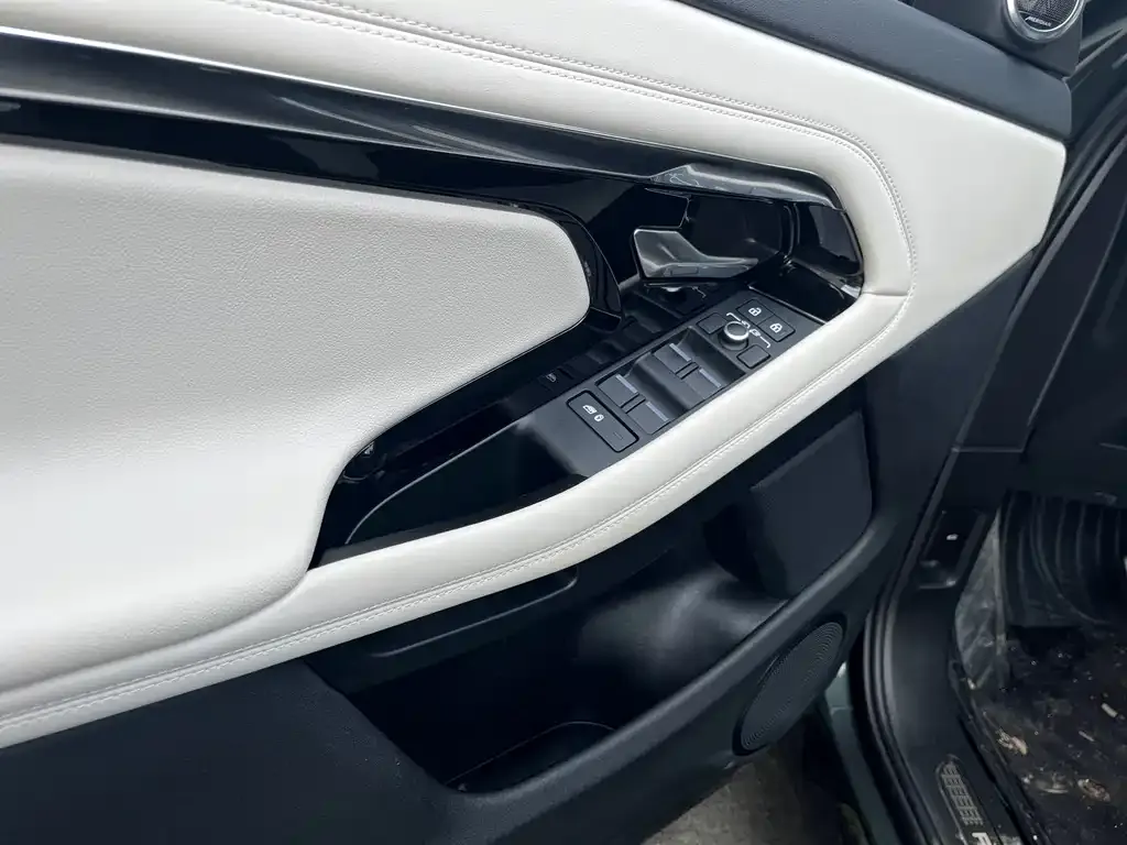 Land Rover Evoque 2022 из CN, фото 7