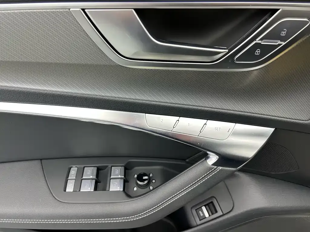 Audi A6 (Import) — фото 4
