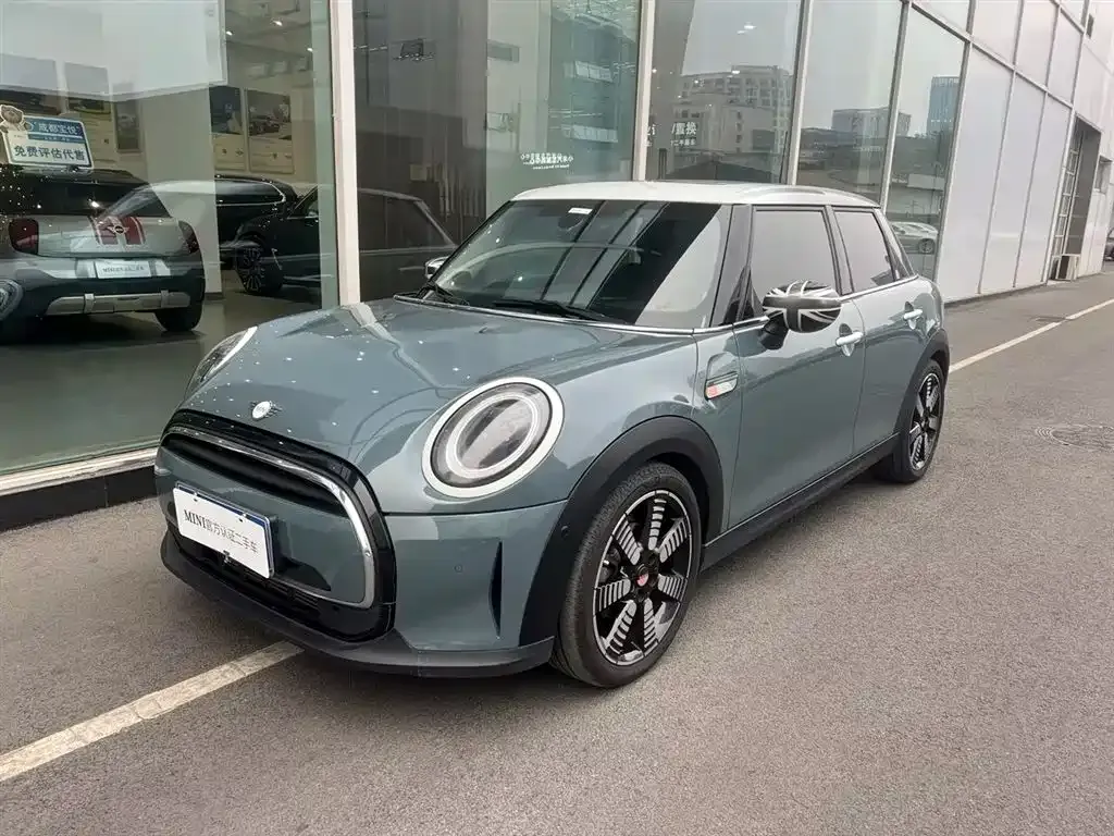 MINI Cooper (3-door) 2023 из CN, фото 1