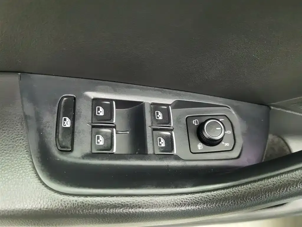 Volkswagen Magotan 2021 из CN, фото 9