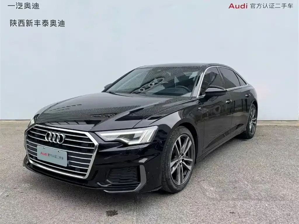 Audi A6L — фото 1