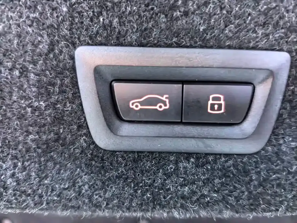 BMW 3 Series 2025 из CN, фото 4