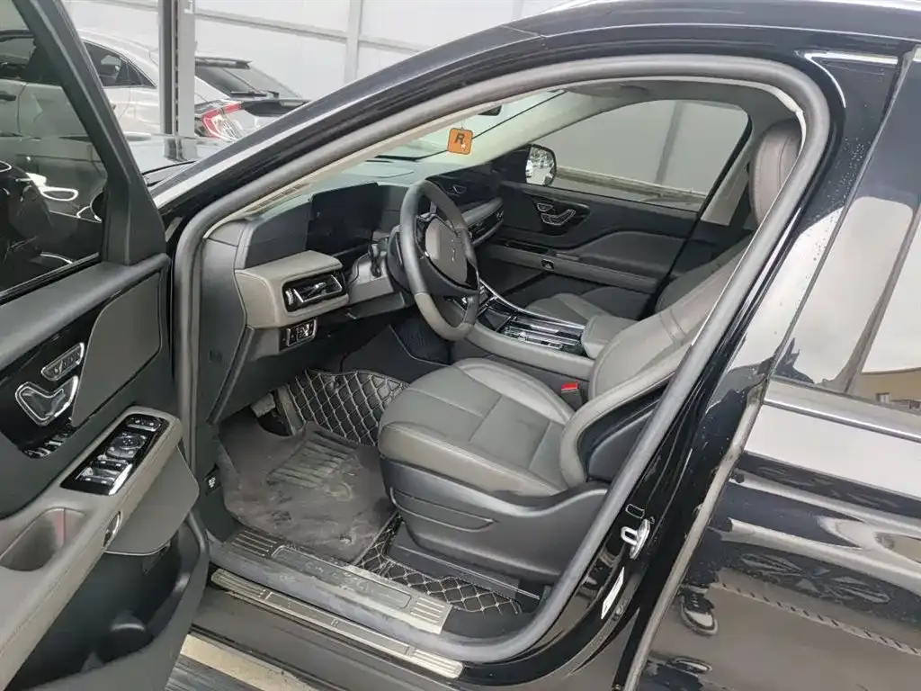 Lincoln Aviator 2024 из CN, фото 7