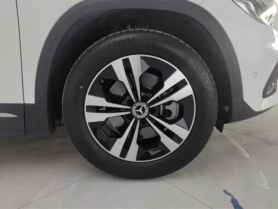 Mercedes-Benz GLA 2023 из CN, фото 7
