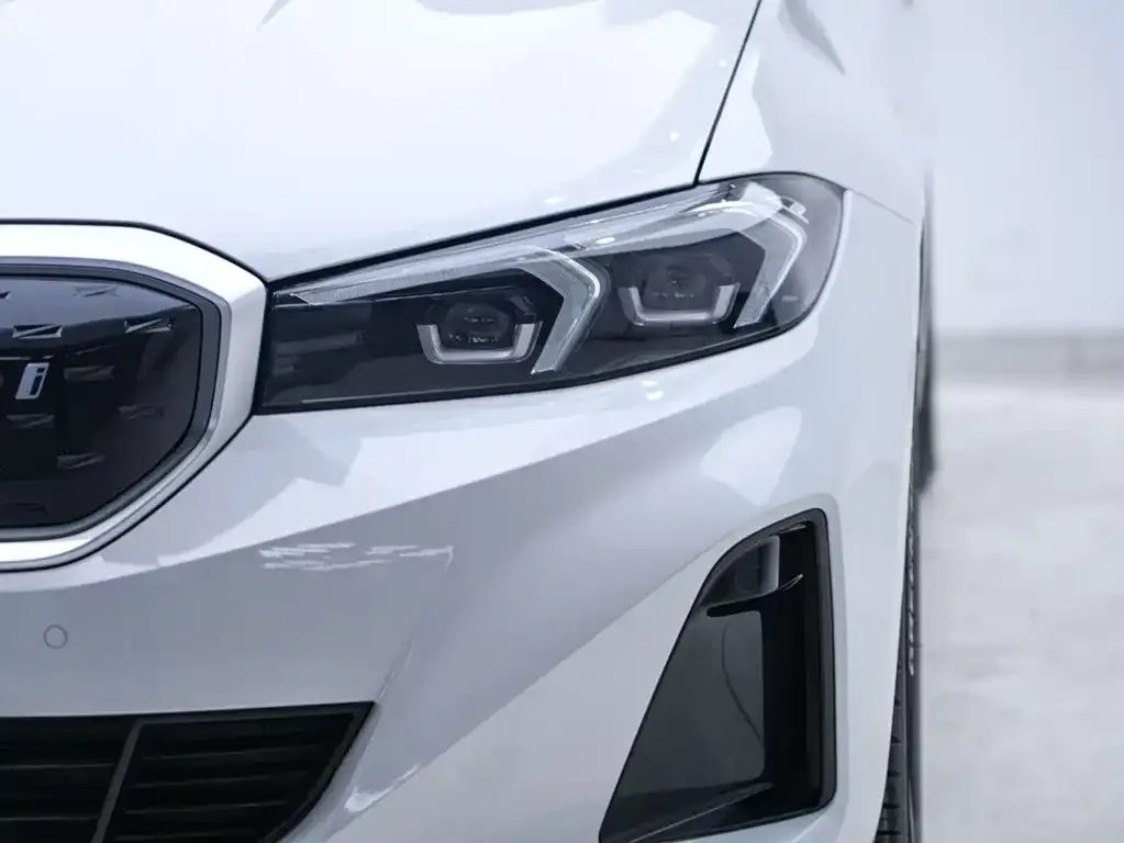 BMW i3 — фото 4