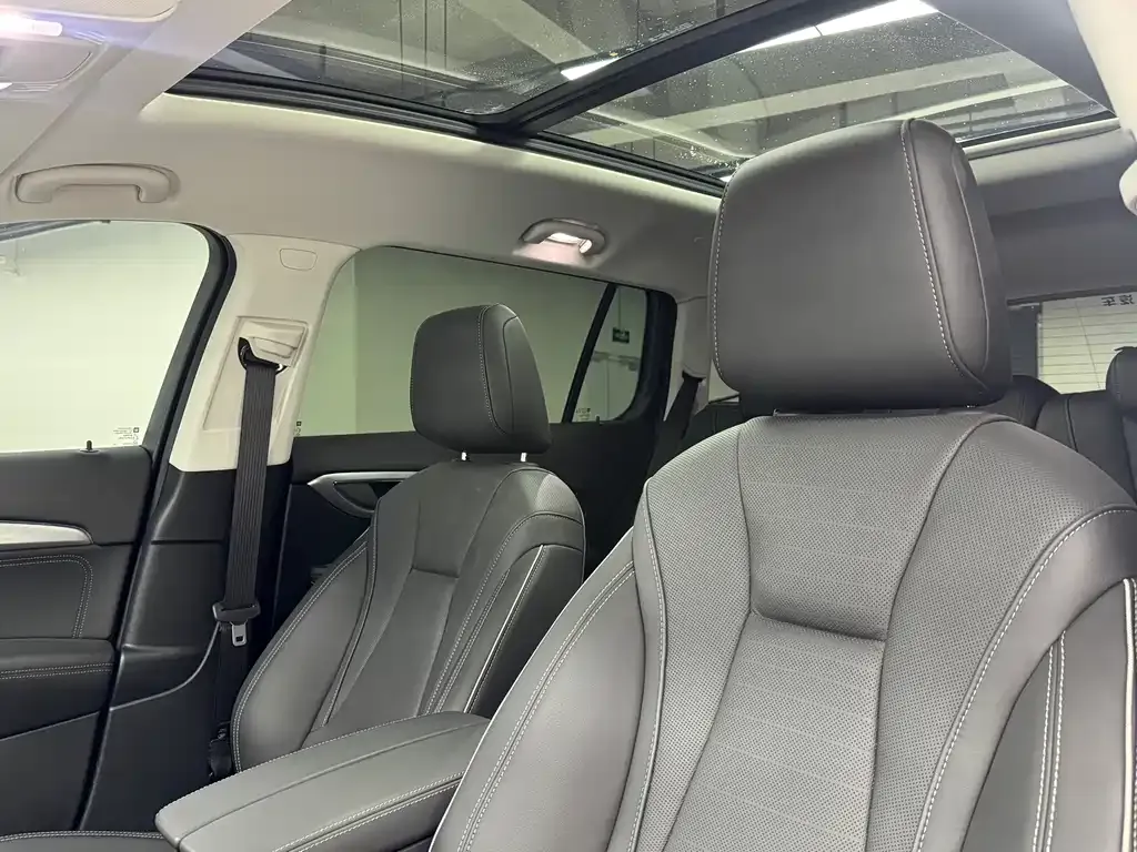 Buick Envision Plus — фото 7
