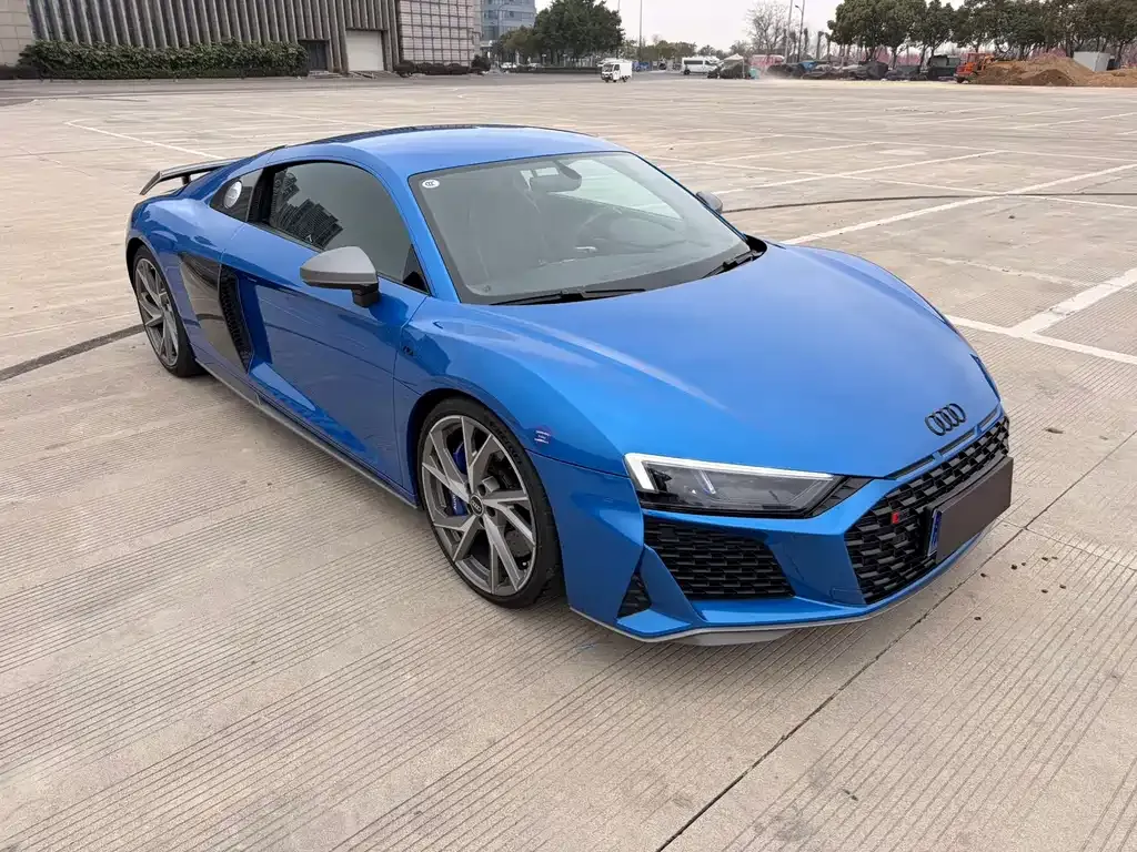 Audi R8 — фото 7