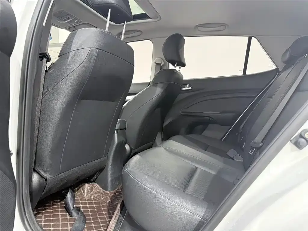 Kia KX1 — фото 10