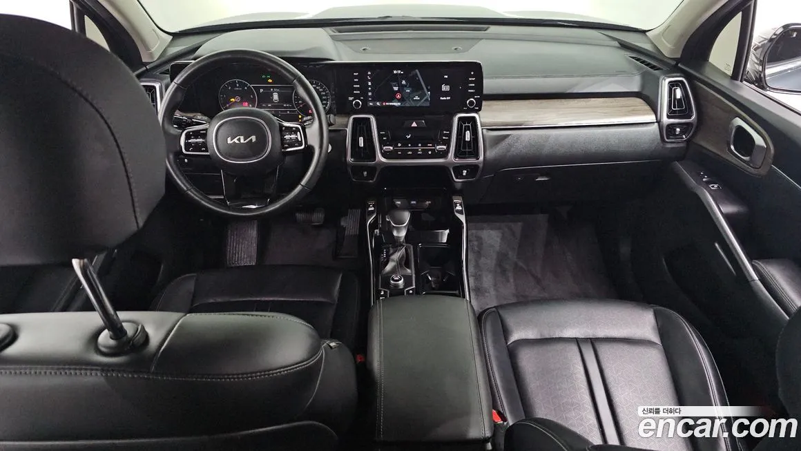 Kia Sorento — фото 9