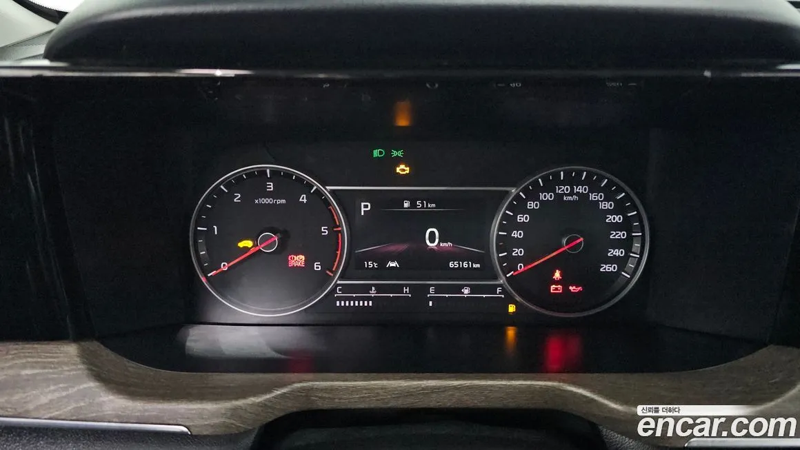 Kia Sorento — фото 7