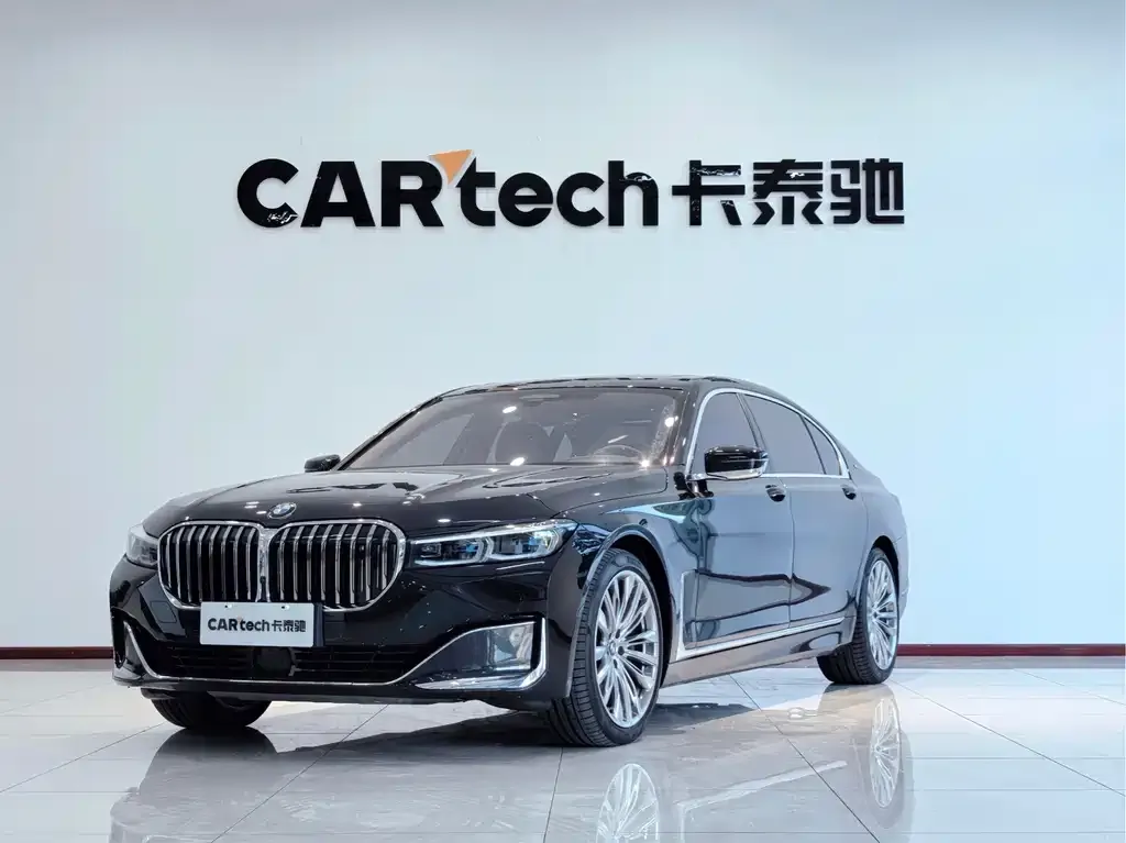 BMW 7 Series — фото 1