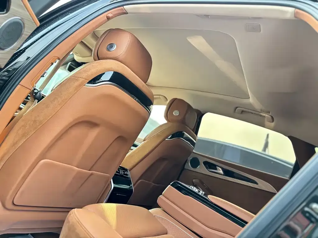 Hongqi H9 — фото 2