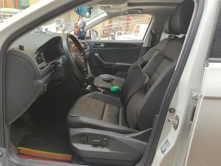 Volkswagen T-Roc 2022 из CN, фото 8