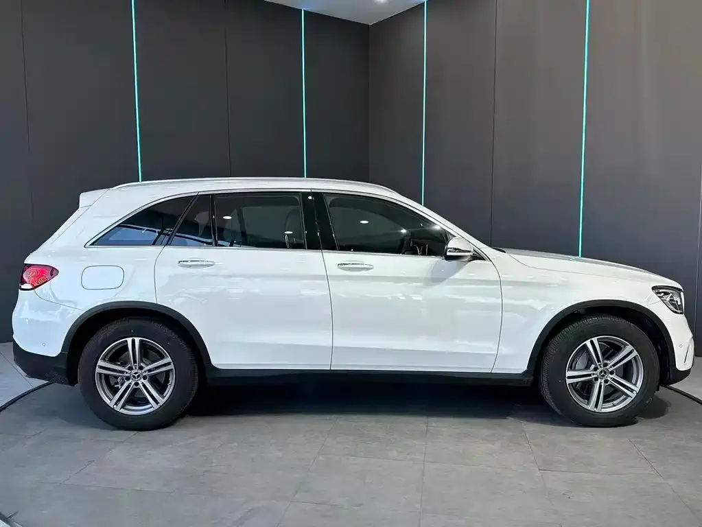 Mercedes-Benz GLC — фото 5