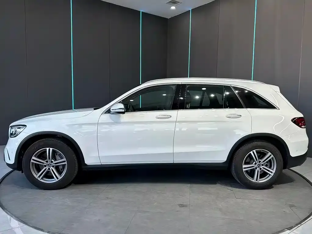 Mercedes-Benz GLC — фото 4