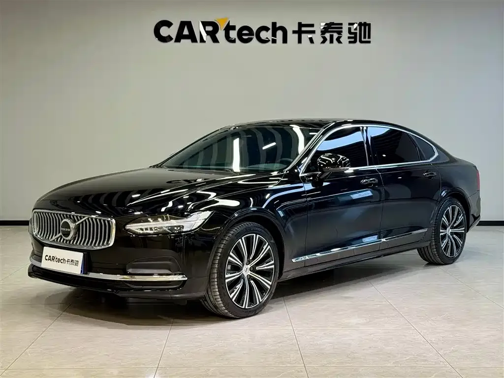 Volvo S90 — фото 1