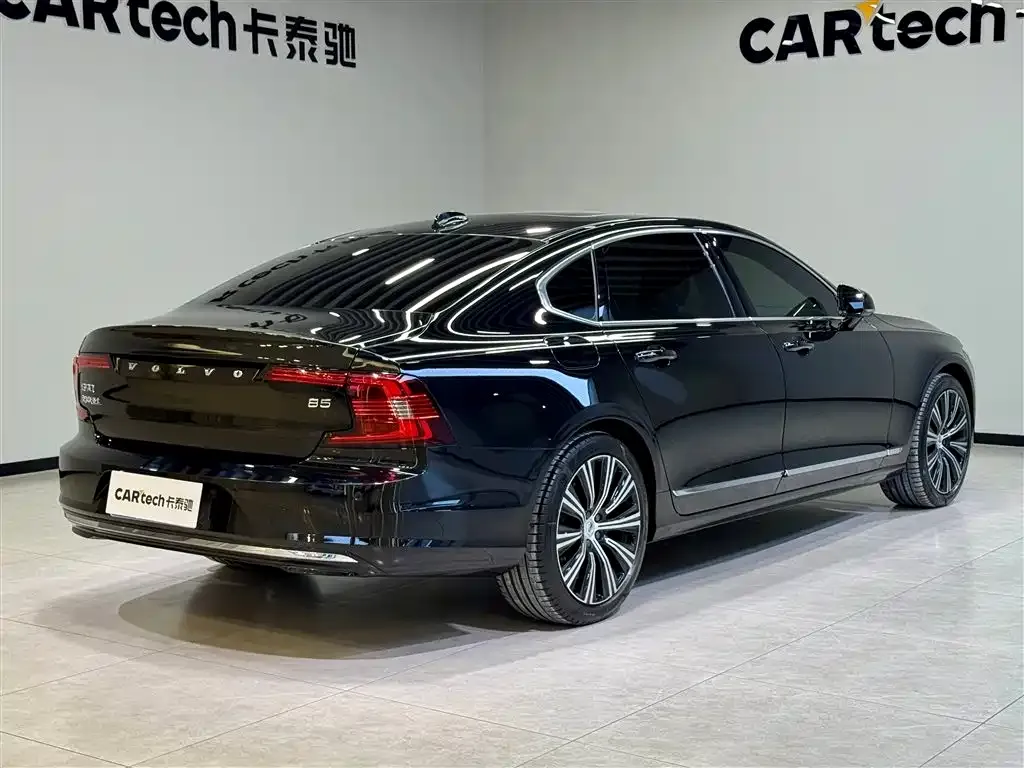 Volvo S90 — фото 5