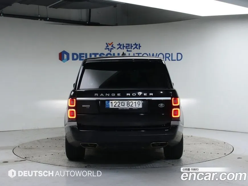 Land Rover Range Rover 2022 из KR, фото 2