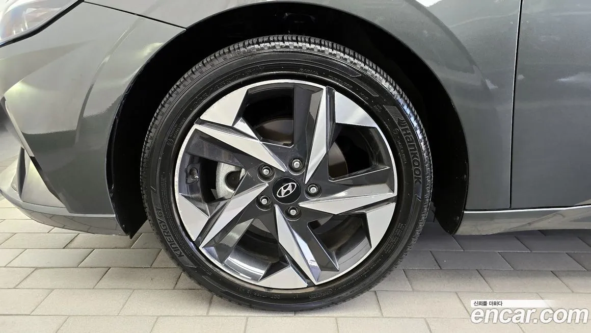 Hyundai AVANTE — фото 9