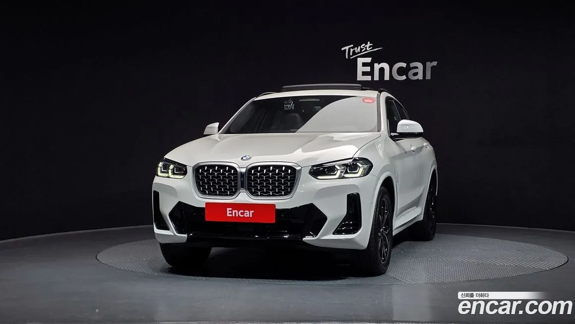 BMW X4 — фото 10