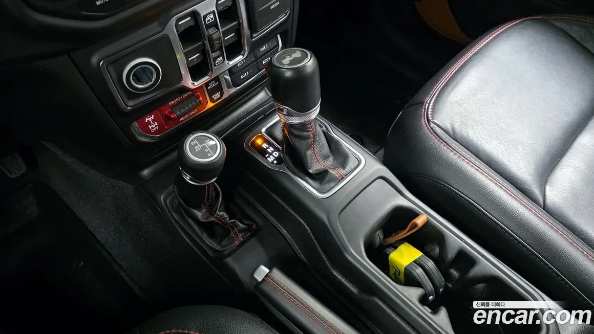 Jeep Wrangler 2021 из KR, фото 7