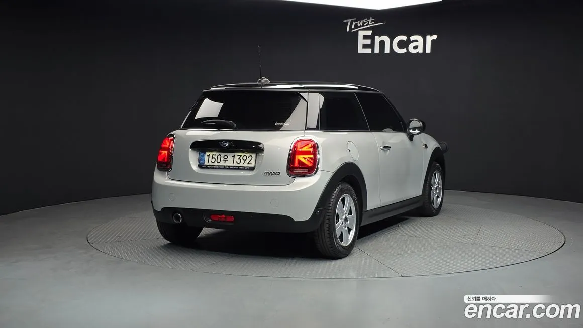 Mini Cooper 2021 из KR, фото 2