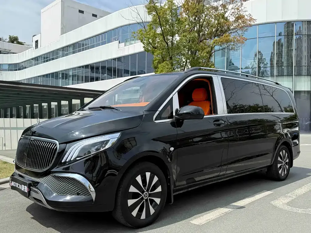 Mercedes-Benz Vito — фото 1