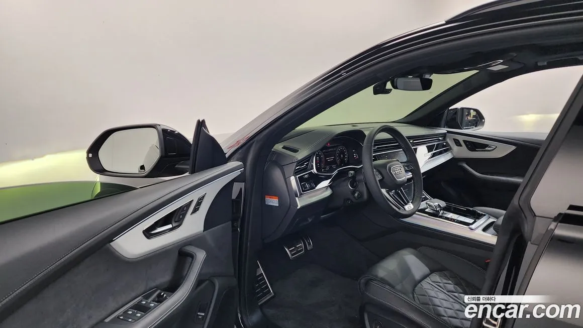 Audi Q8 2025 из KR, фото 5