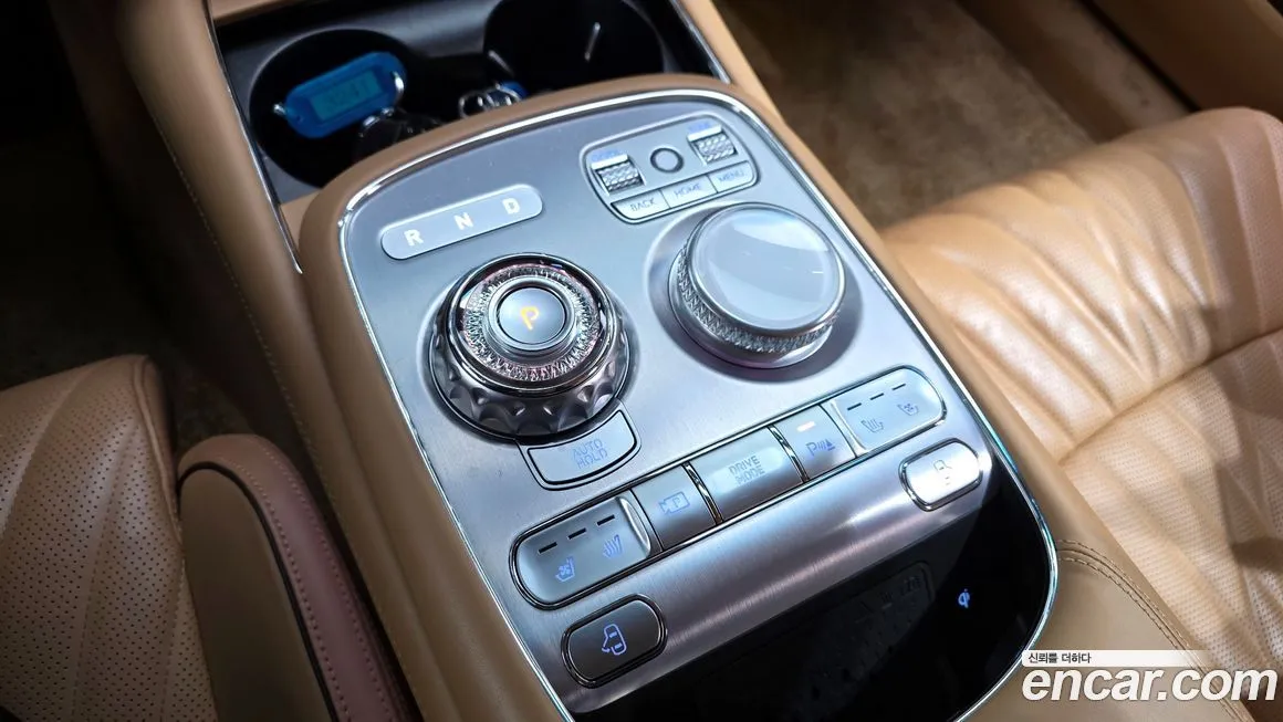 Genesis G90 — фото 10