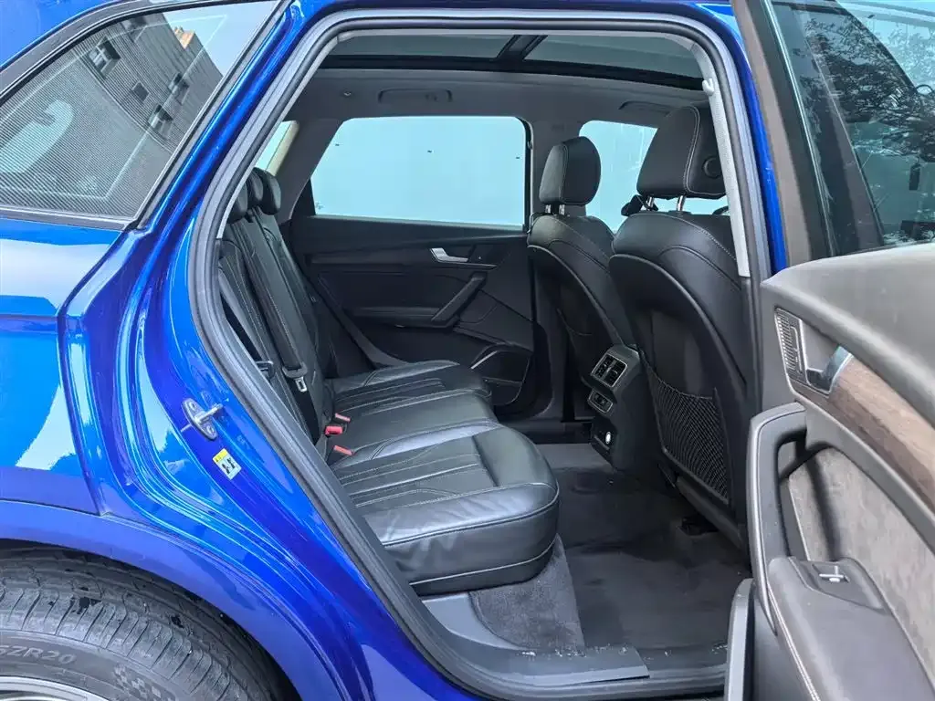 Audi Q5L 2021 из CN, фото 7