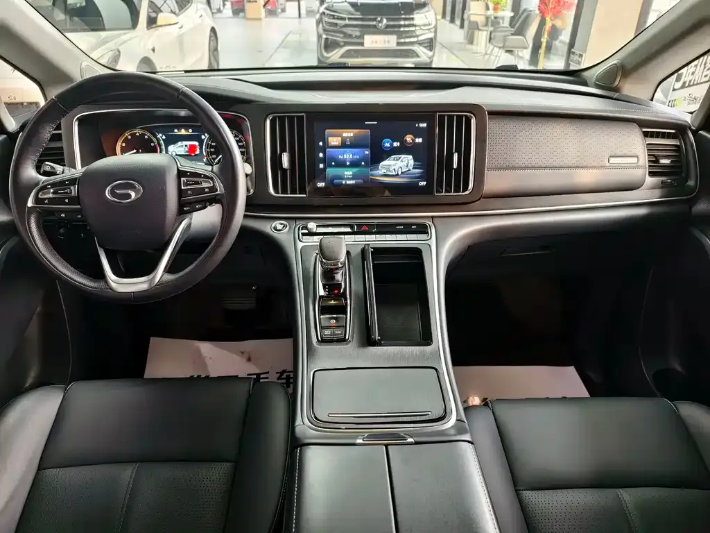 GAC Motor Trumpchi M8 — фото 10