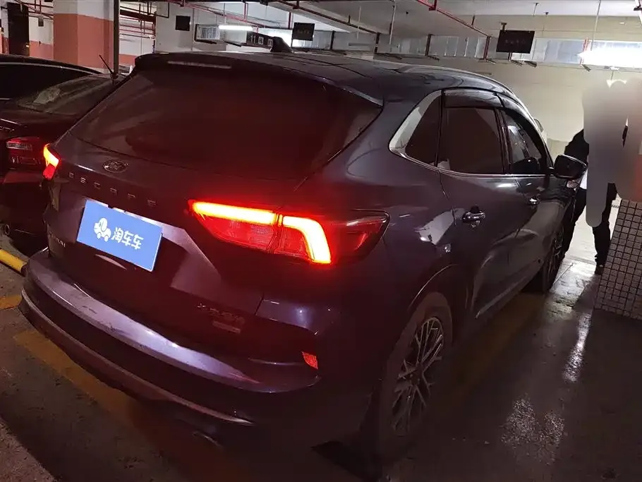 Ford Escape 2022 из CN, фото 9