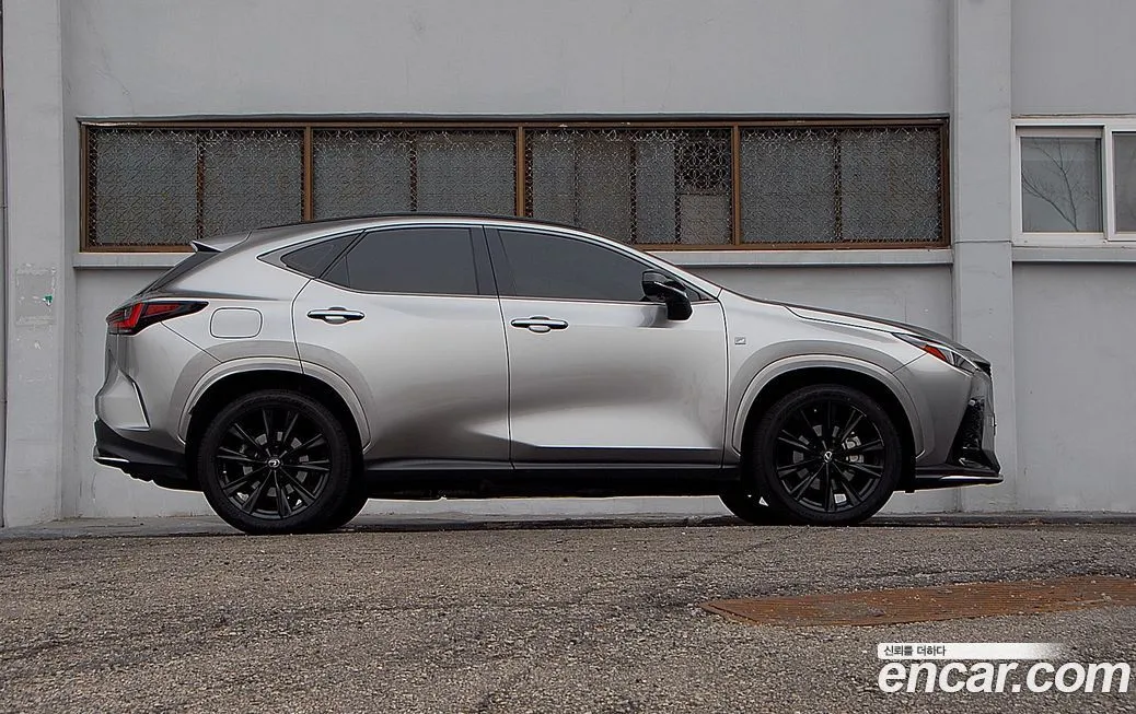 Lexus NX 2023 из KR, фото 10