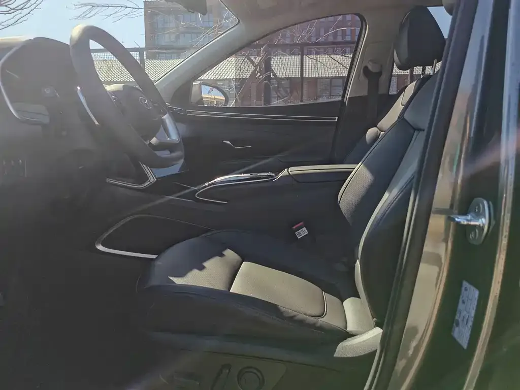 Hyundai Tucson 2023 из CN, фото 8