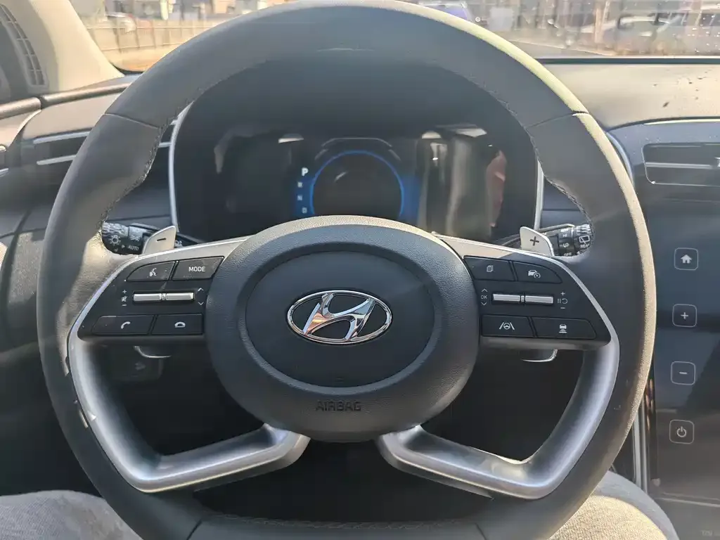 Hyundai Tucson 2023 из CN, фото 7