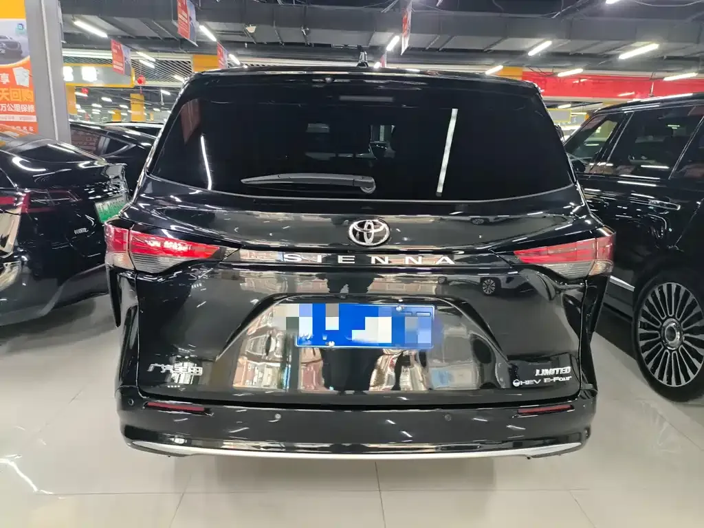 Toyota Sienna 2025 из CN, фото 9