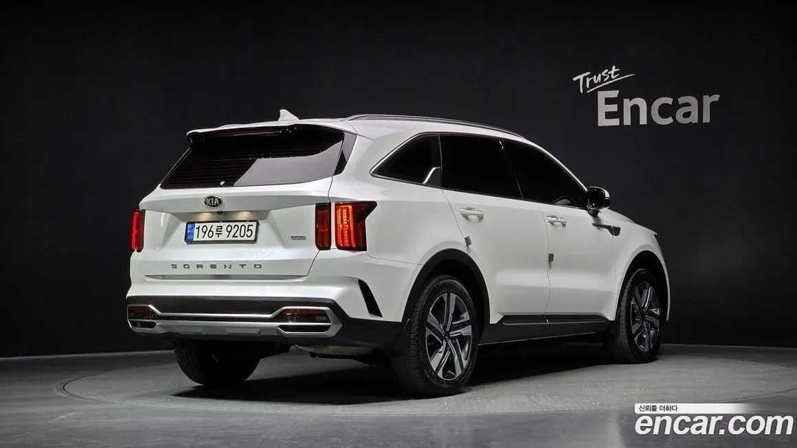 Kia Sorento — фото 3