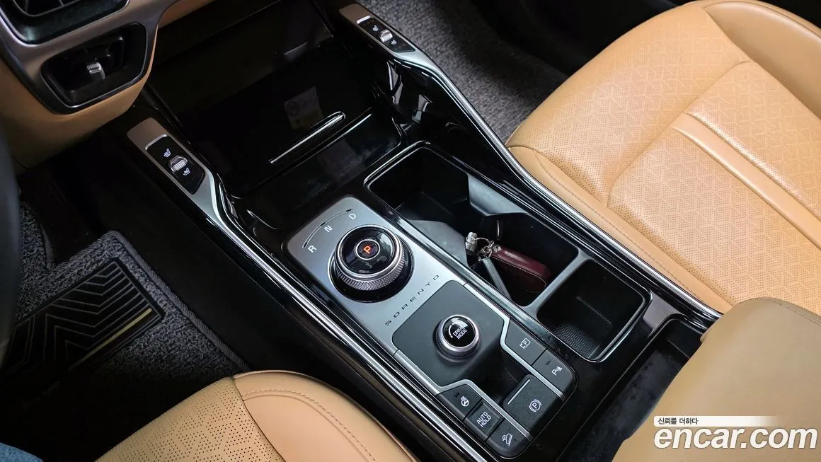 Kia Sorento — фото 6