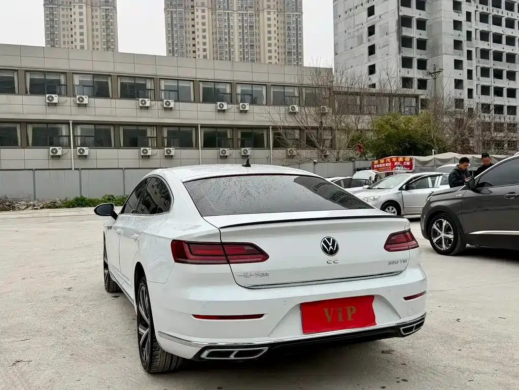 Volkswagen CC 2024 из CN, фото 5