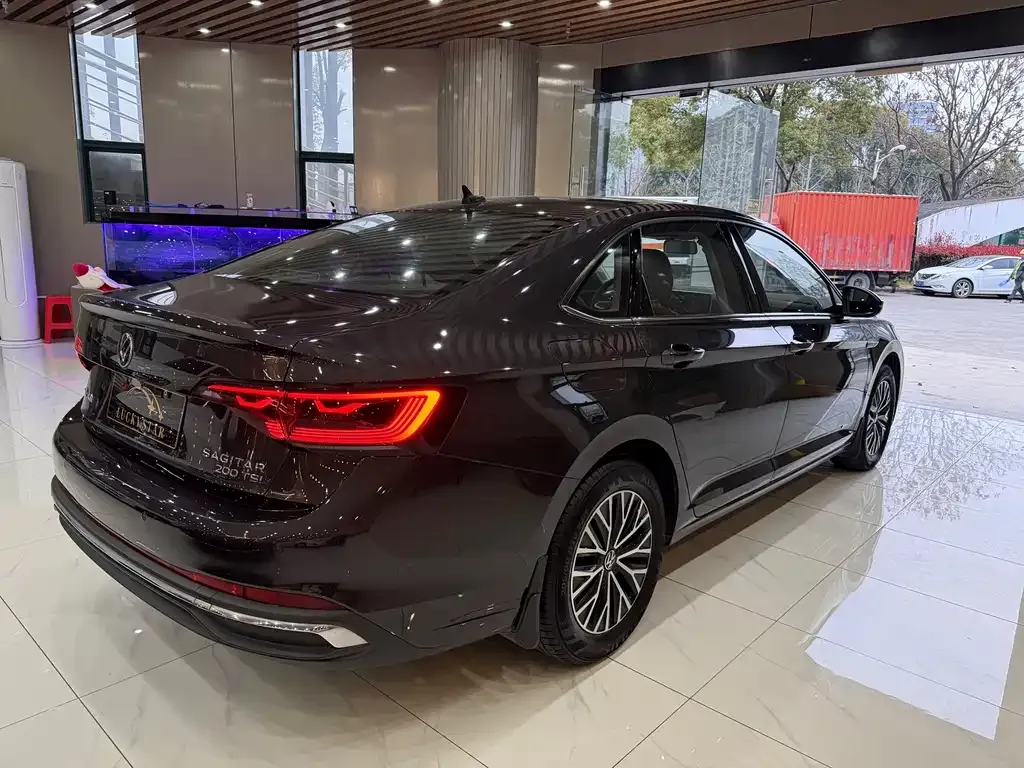 Volkswagen Sagitar 2023 из CN, фото 6