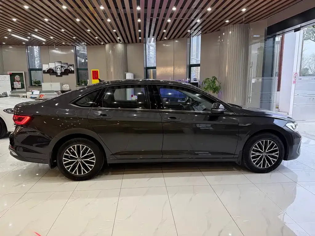 Volkswagen Sagitar 2023 из CN, фото 8