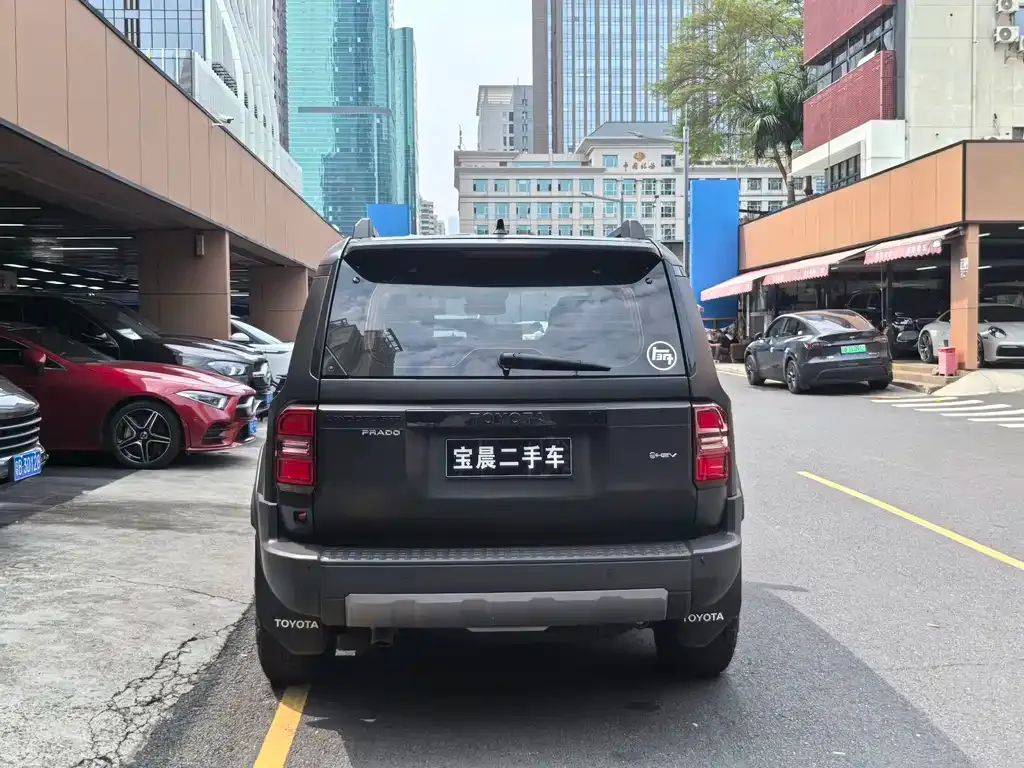 Toyota Prado 2025 из CN, фото 4