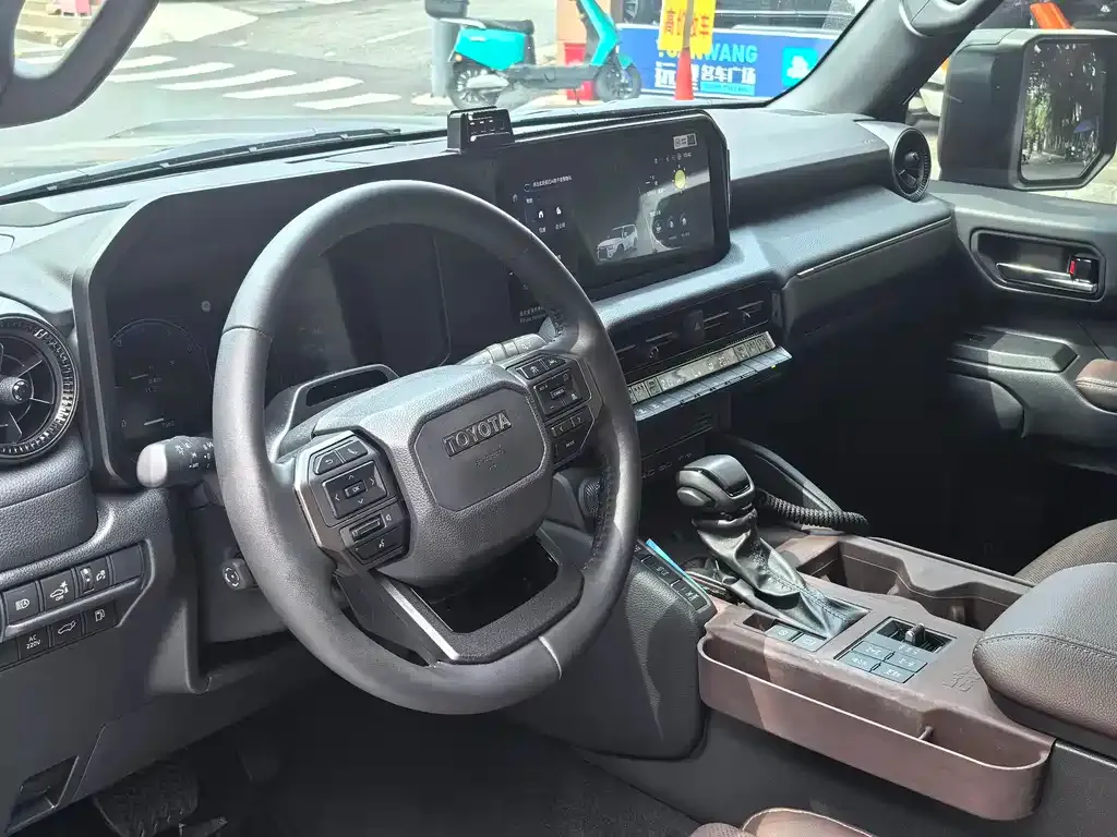 Toyota Prado 2025 из CN, фото 3