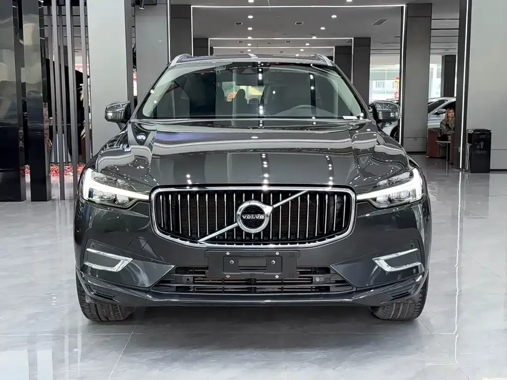 Volvo XC60 2021 из CN, фото 4