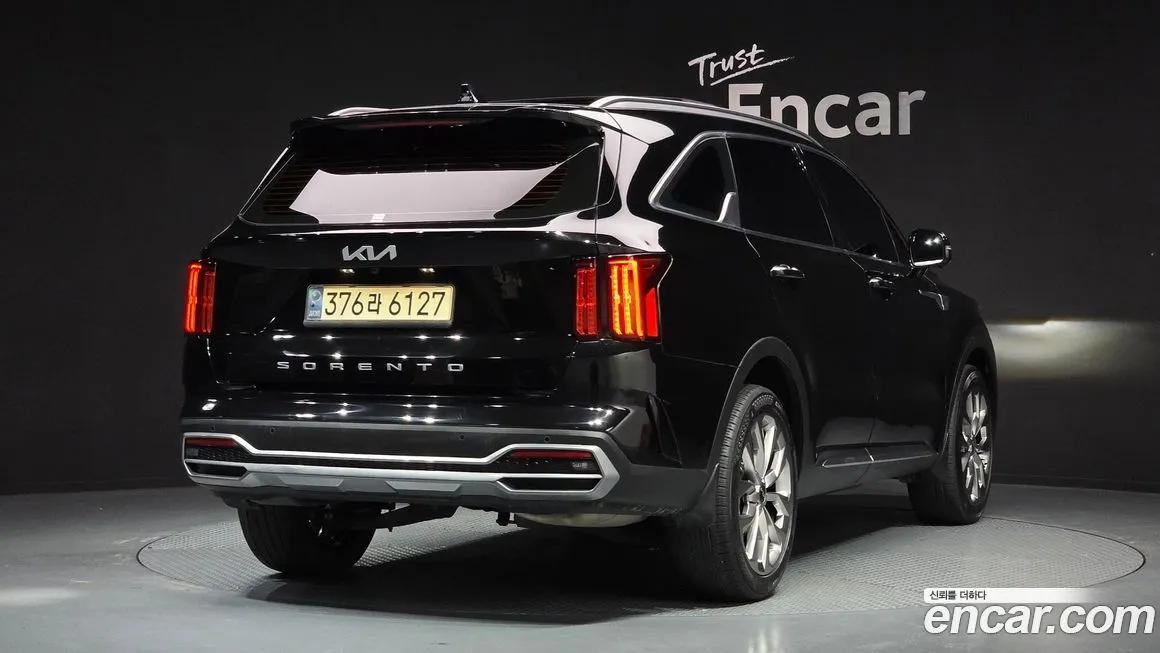 Kia Sorento — фото 3
