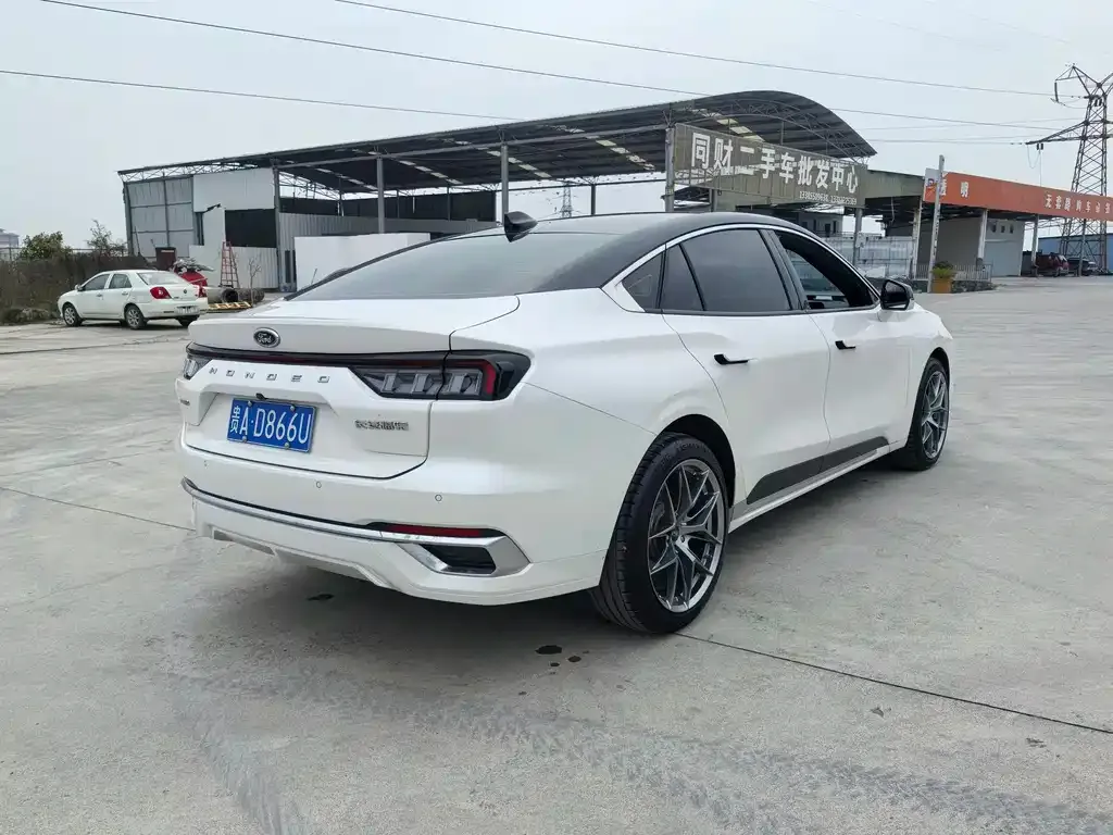 Ford Mondeo 2022 из CN, фото 2